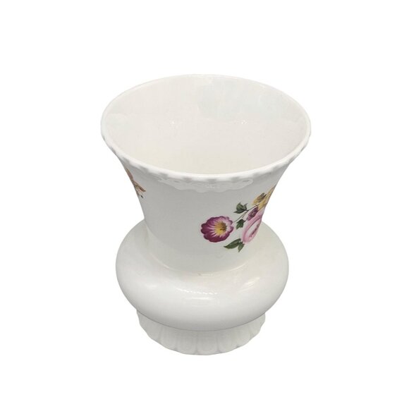 Vintage Coalport Ludlow Bone China White Floral Trumpet Shaped Vase 4" - Picture 2 of 5